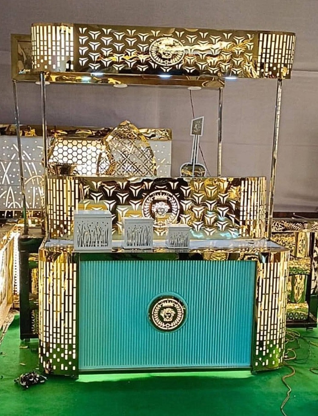 Pan Catering Counter